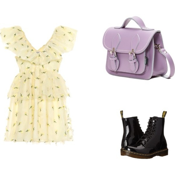 Dr. Martens 1460 WOMEN'S PATENT LEATHER LACE UP BOOTS - Picture 7 of 8